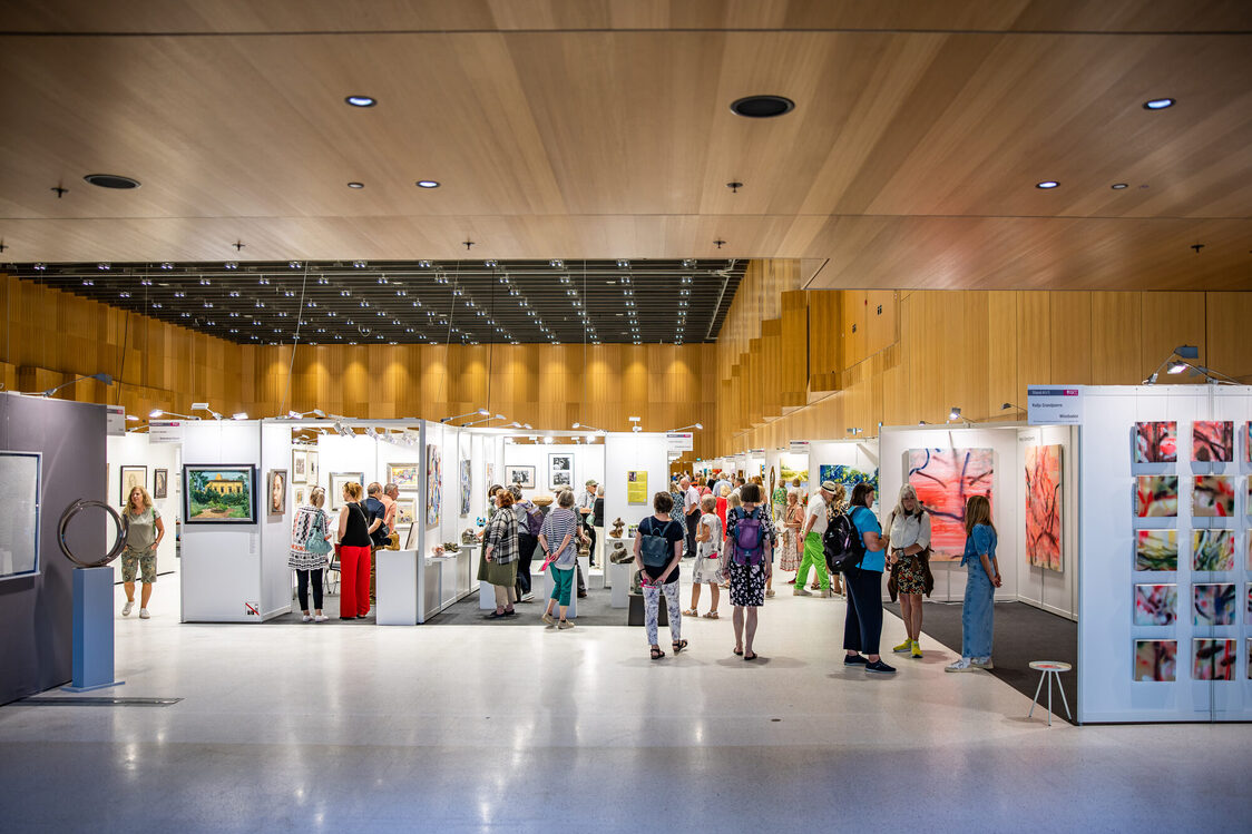 ARTe Kunstmesse 2023 im RMCC Wiesbaden