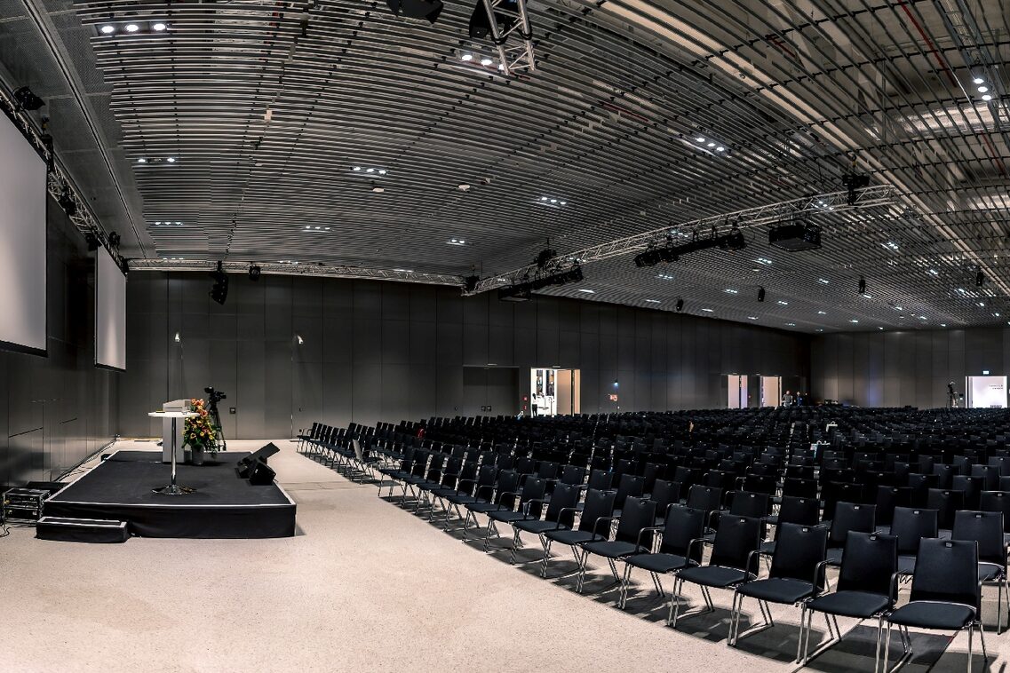 Halle Süd Reihe Bühne