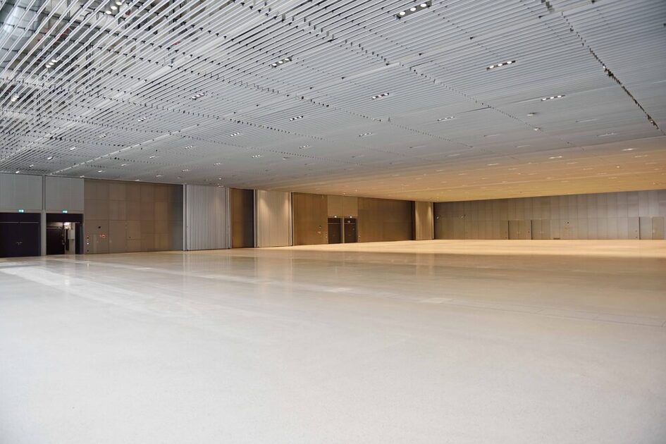 Halle Süd leer RMCC