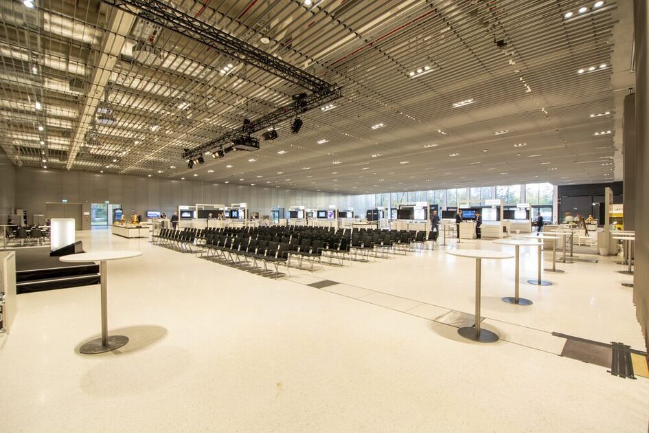 Halle Süd Mischbestuhlung