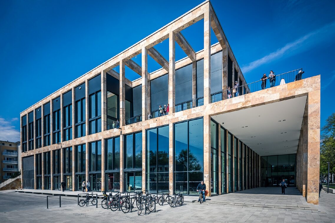 Vista exterior lado sur