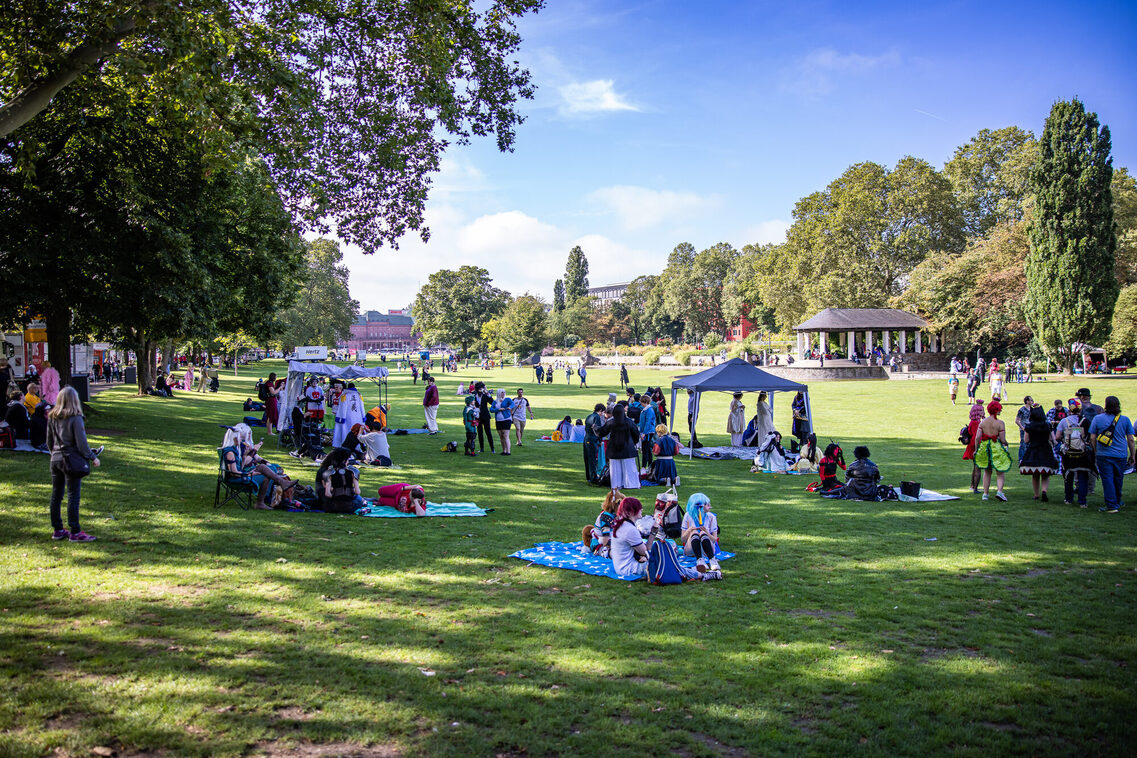 Veranstaltungsgäste auf den Reisinger Anlagen