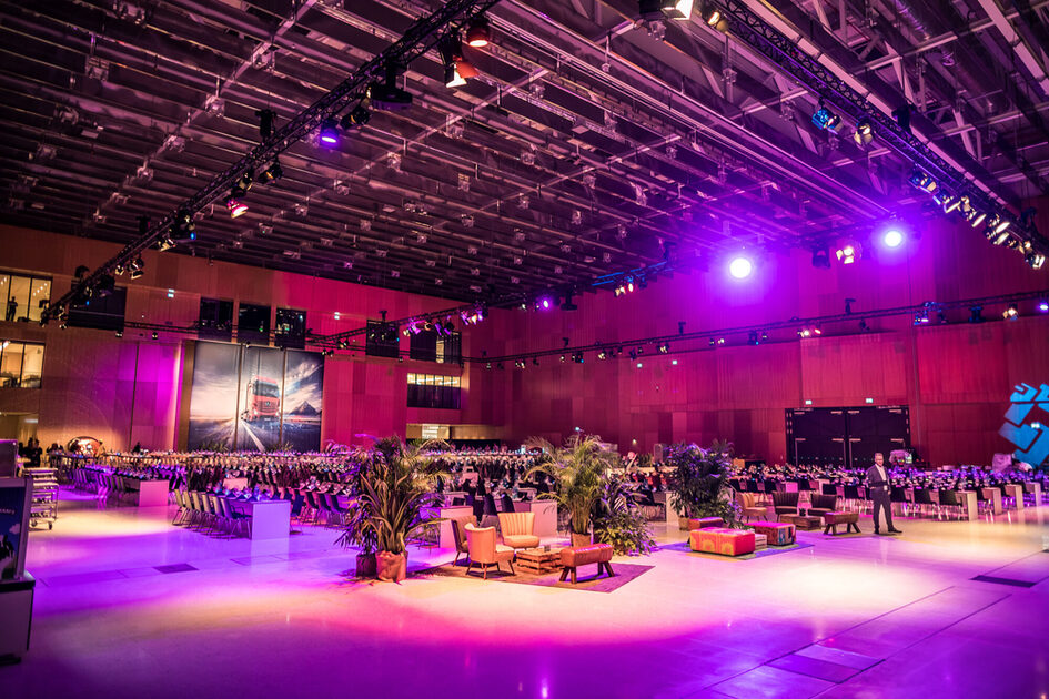 RMCC Wiesbaden'de Daimler Kamyon Konferansı