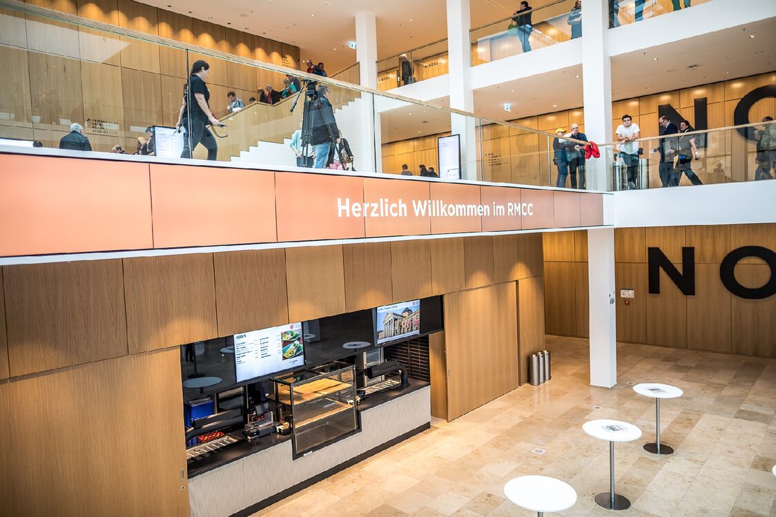 Foyer Central Kuffler Kiosk