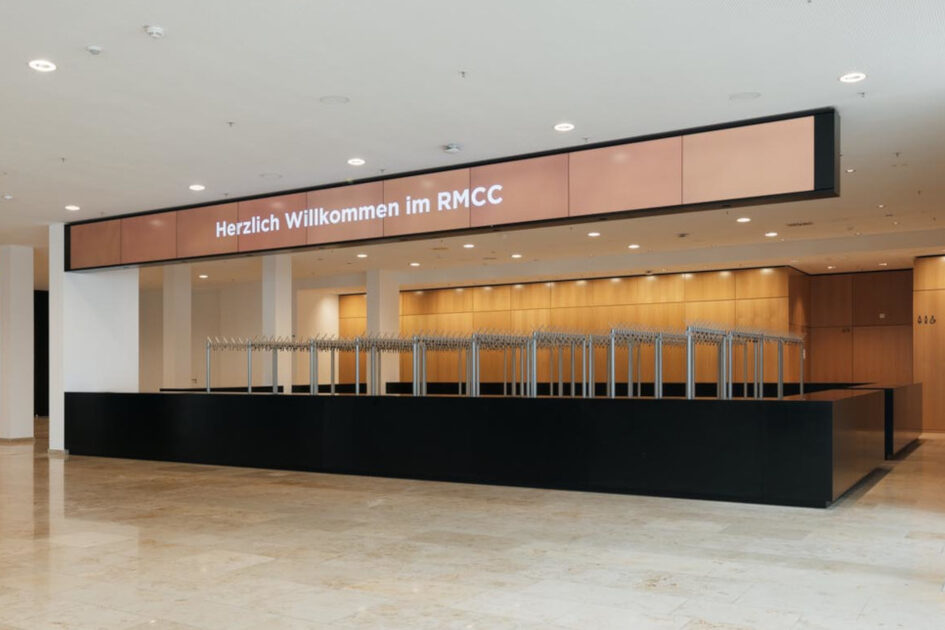 Central foyer checkroom video wall