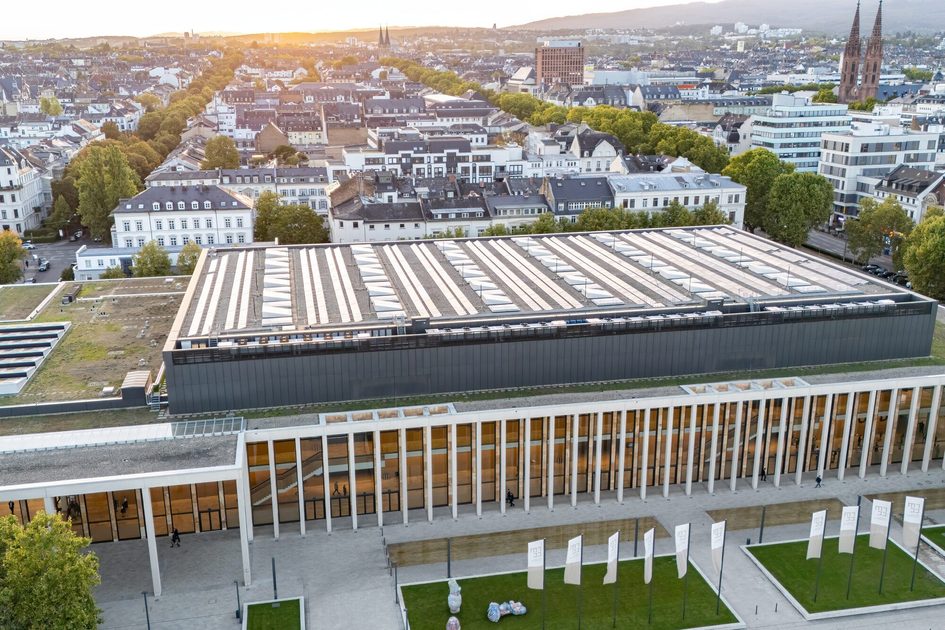 PV-Anlage auf dem Dach der Halle Nord des RMCC