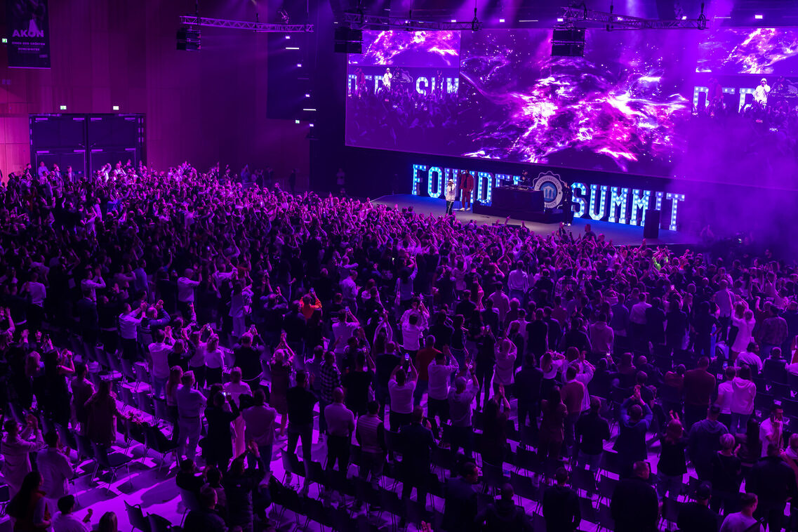 Header Founder Summit